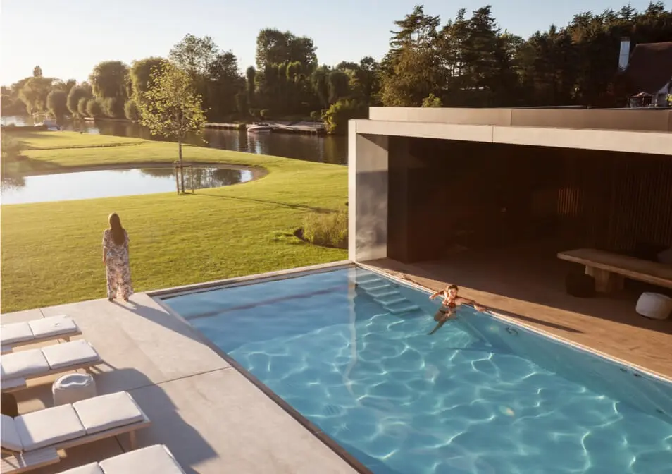 Villa Experience